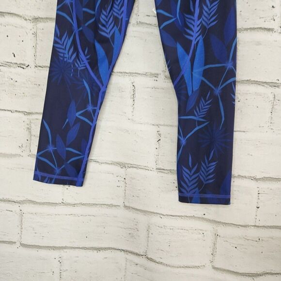 Zyia Active Women’s Cropped Dark Blue Leaf Print Leggings Size 4 Athleisure Yoga - Picture 9 of 12